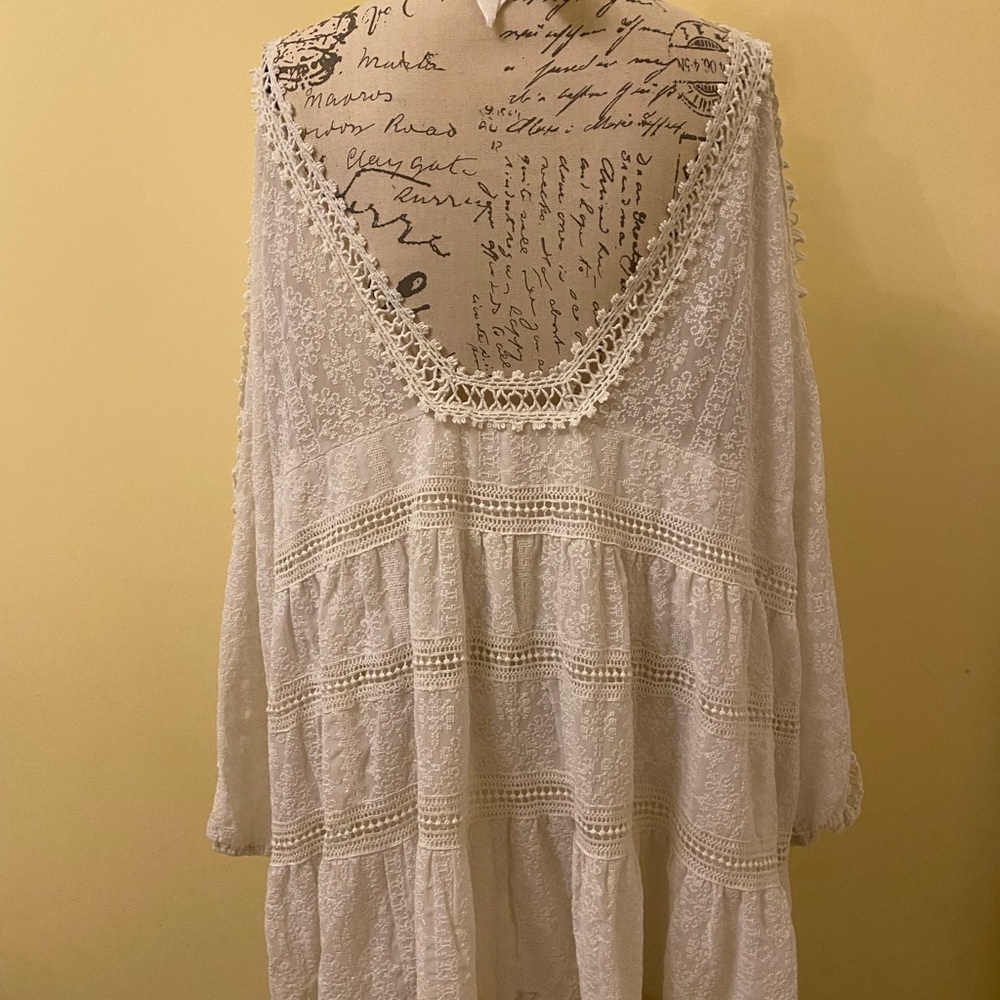 Free People - Picture 3 of 6